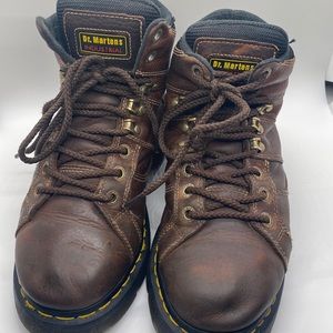 Vintage Dr Marten’s Industrial boots, brown mens size US 8 style Ironbridge AW04